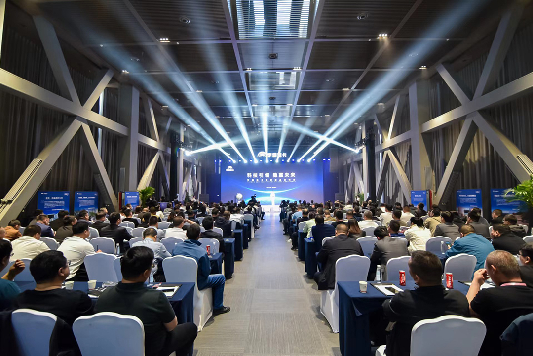 實(shí)力見(jiàn)證 | 多款新品首發(fā)，宇通重卡春季新品發(fā)布會(huì)隆重舉行