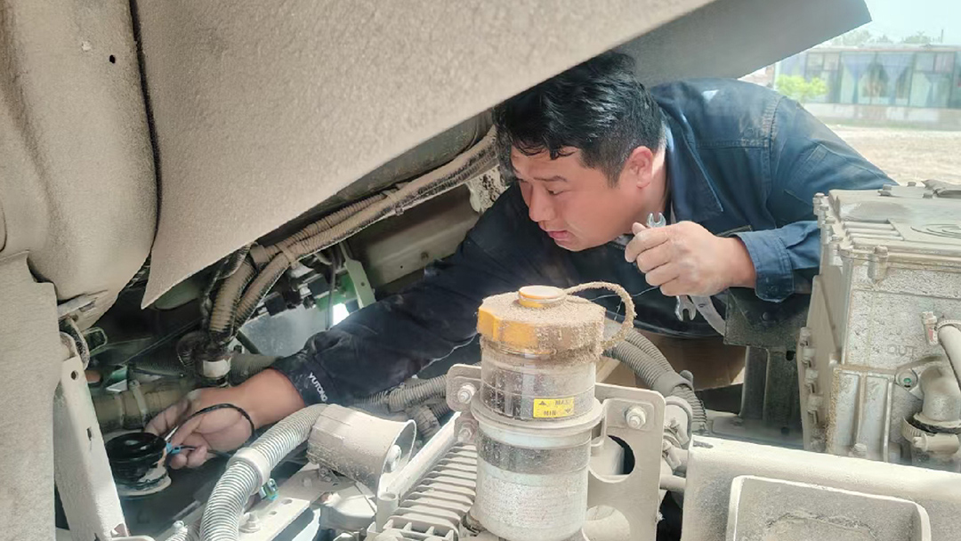 好產品+好服務=好口碑!宇通環衛樹立行業服務新標桿! 好產品+好服務=好口碑!宇通環衛樹立行業服務新標桿!