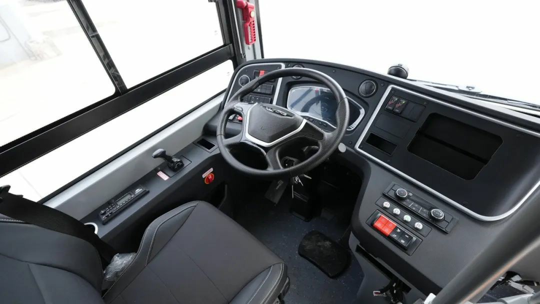 多面開花，多項突破！宇通3月批量大單火熱交付多地