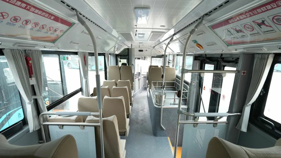 多面開花，多項突破！宇通3月批量大單火熱交付多地