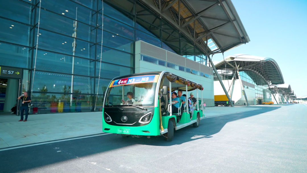 智趣出行,悅動(dòng)未來!宇通觀光車亮相2025中國(鄭州)旅游休閑娛樂產(chǎn)業(yè)博覽會(huì) 智趣出行,悅動(dòng)未來!宇通觀光車亮相2025中國(鄭州)旅游休閑娛樂產(chǎn)業(yè)博覽會(huì)