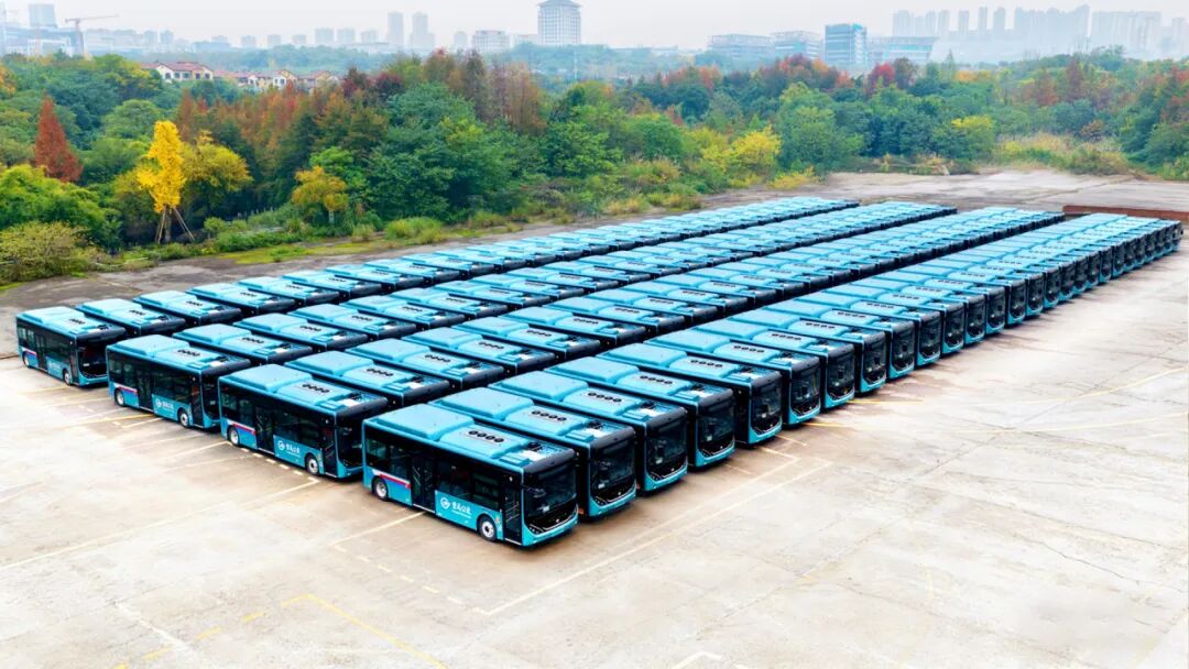 “以舊換新”政策延續(xù)！宇通“公交整體解決方案”持續(xù)助力