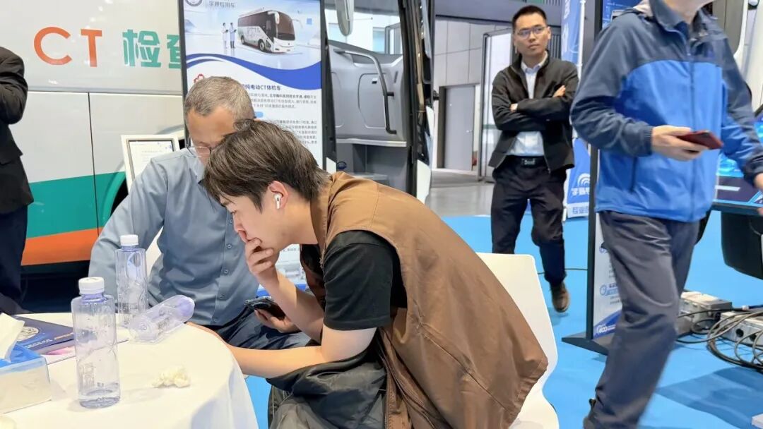 宇通醫(yī)療車亮相上海國際醫(yī)博會(huì)，實(shí)力詮釋移動(dòng)醫(yī)療新價(jià)值