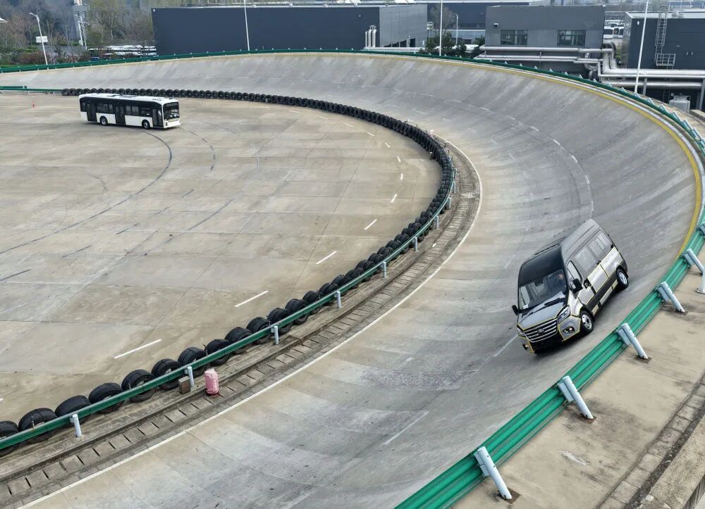 這里的客車，何以駛向全球？