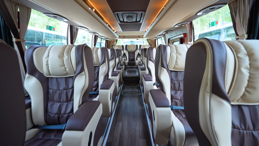 國風(fēng)車奔赴絲綢路！宇通攜手甘肅旅汽打造西北高端游