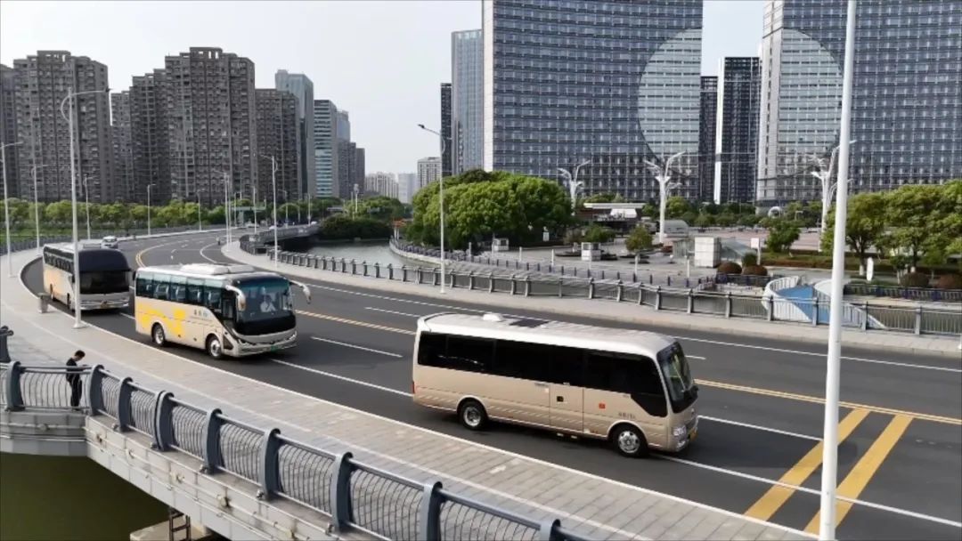 電動(dòng)化+高端化！宇通助力蘇汽旅游集團(tuán)高質(zhì)量發(fā)展